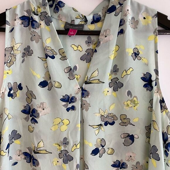 Vince Camuto Sleeveless Floral Blouse - Picture 2 of 9